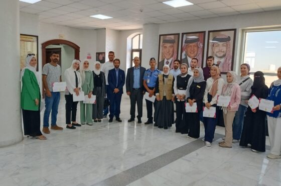 A dialogue session was held under the auspices of the Governor of Balqa, with his assistant attending as his representative.